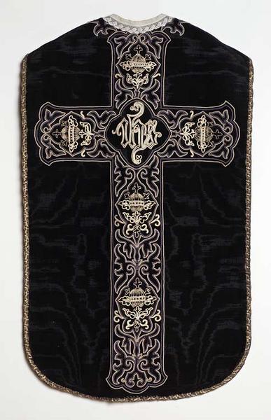 Chasuble (ornement noir)