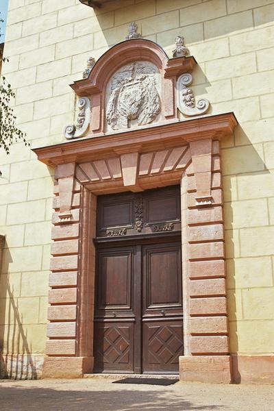 Chapelle du Saint-Sacrement, porte d'entrée.