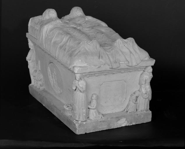 Vue d'ensemble de la maquette du tombeau Pailloux-Haumonté (1864).