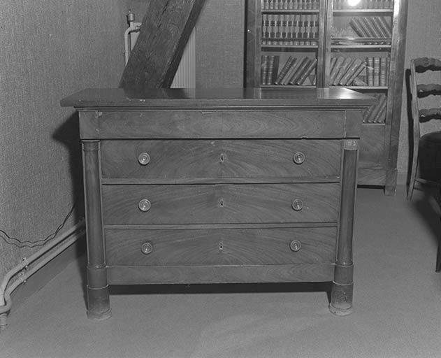 Commode