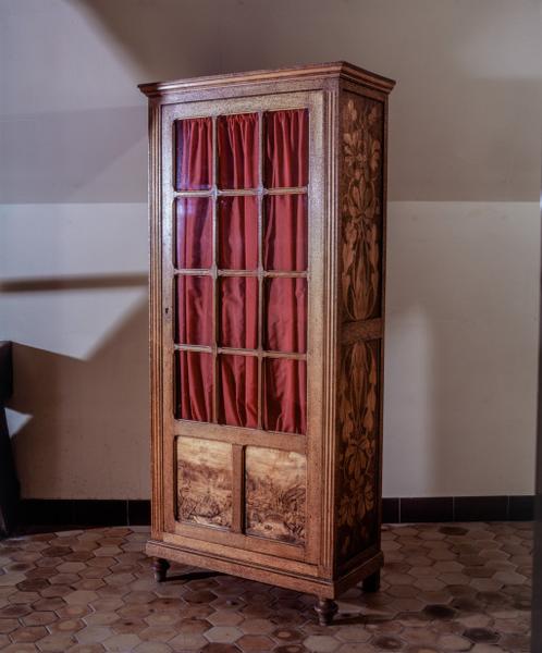 Armoire vitrée (N°3)