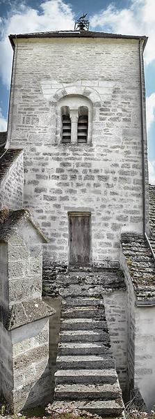 Escalier d'accès au clocher.