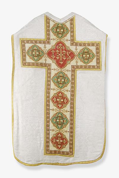 Vue d'ensemble de la chasuble.