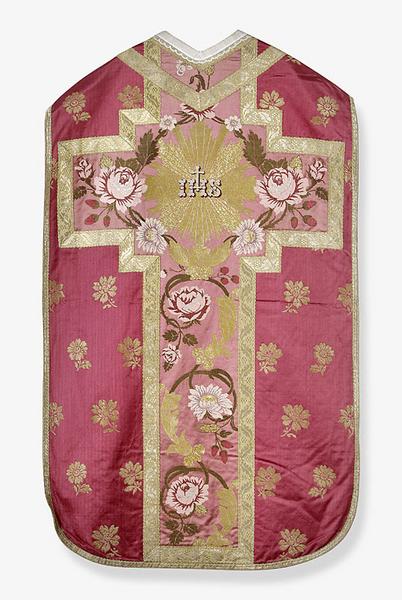 Ornement rouge (chasuble, étole, manipule, voile de calice, bourse de corporal)