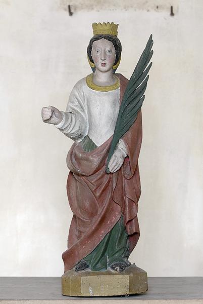 Statue : sainte Reine