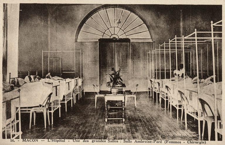 Une des grandes salles : salle Ambroise-Paré (femmes - chirurgie).