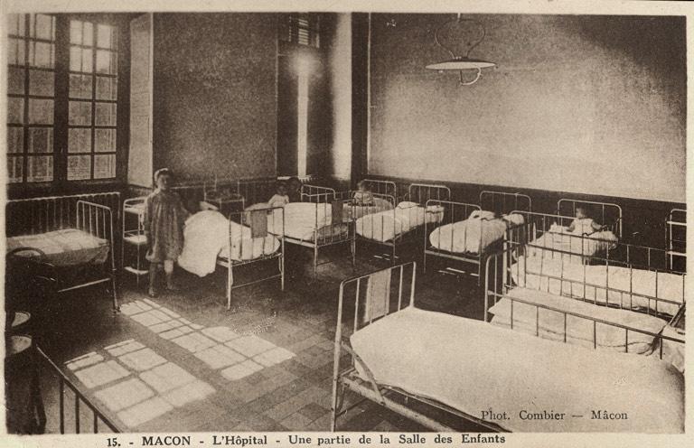 Une partie de la salle des enfants.