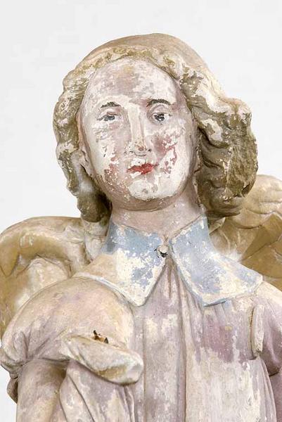 Ange : vue de face, détail.