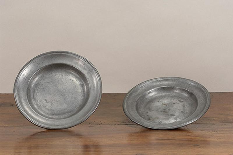 Ensemble de quatre assiettes creuses