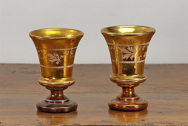 Paire de vases décoratifs