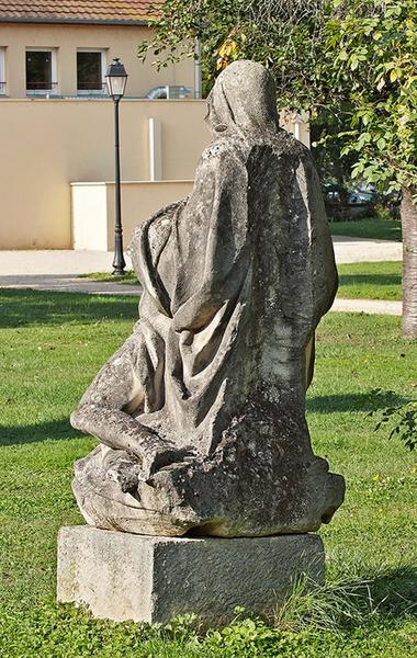 Groupe sculpté : Vierge de Pitié