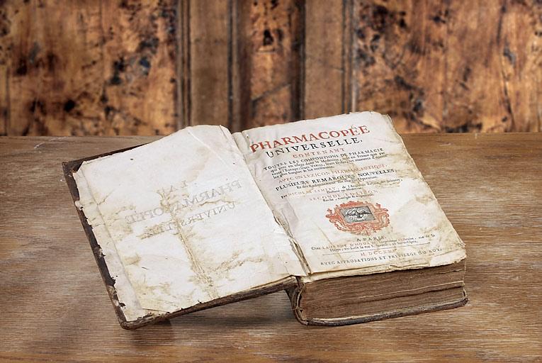 La Pharmacopée universelle, de Nicolas Lemay, 1716. Vue d'ensemble.