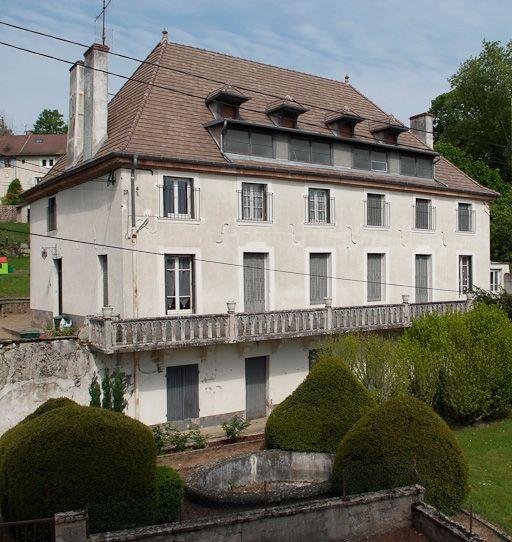 Moulin : habitation.