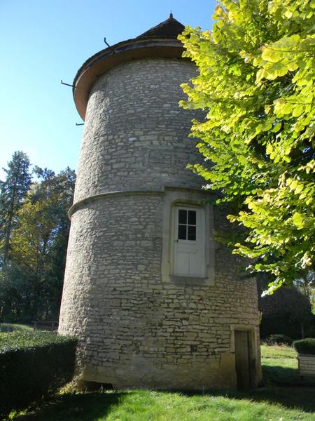 Pigeonnier.