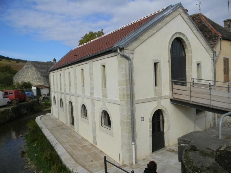 Façades sud-est et sud-ouest.