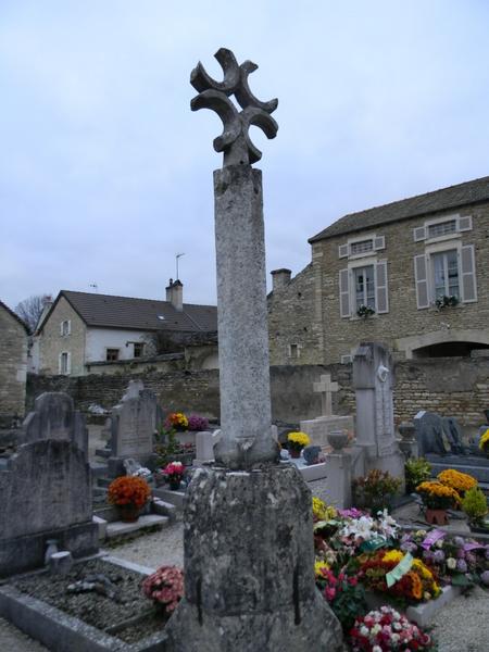 Croix du cimetière.