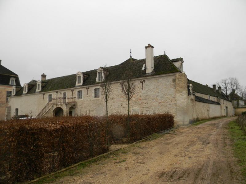 Façades nord des bâtiments d'exploitation.