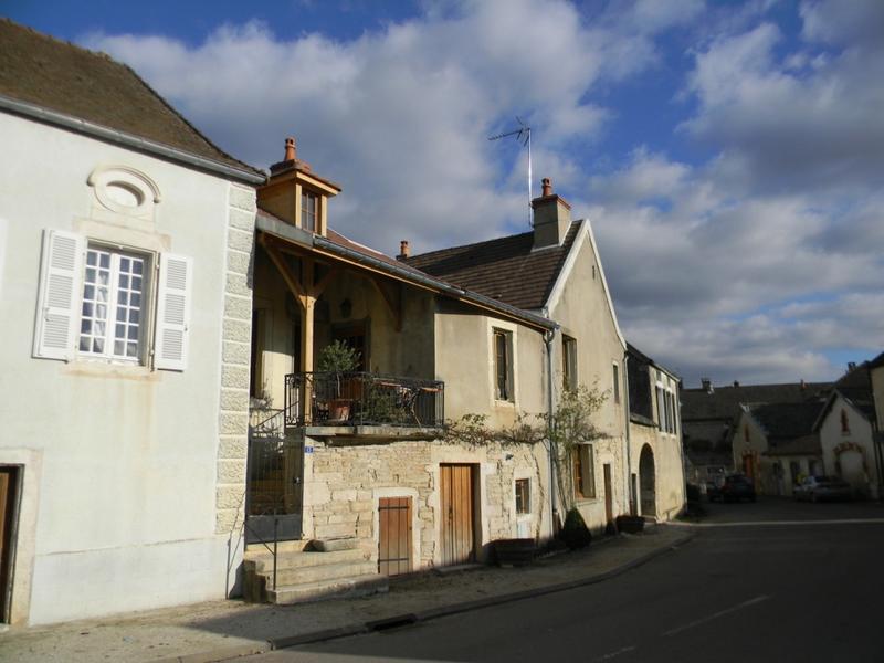 Vue vers l'ouest (rue de l'Abreuvoir).