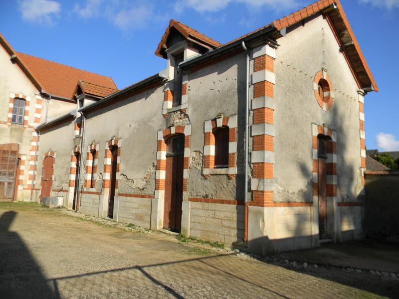 Bâtiment est.