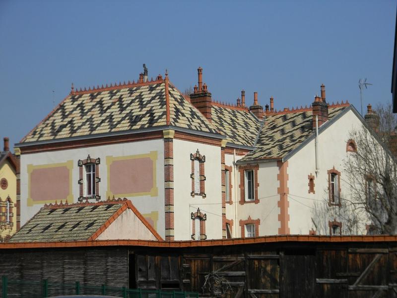 Façades sud et est (6 allée des Villas Fondet).