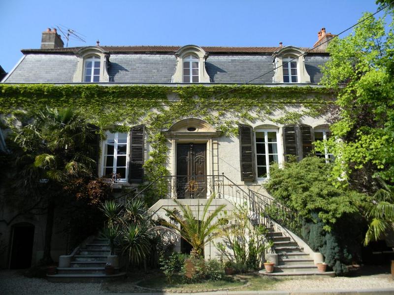 Façade sud de la maison.