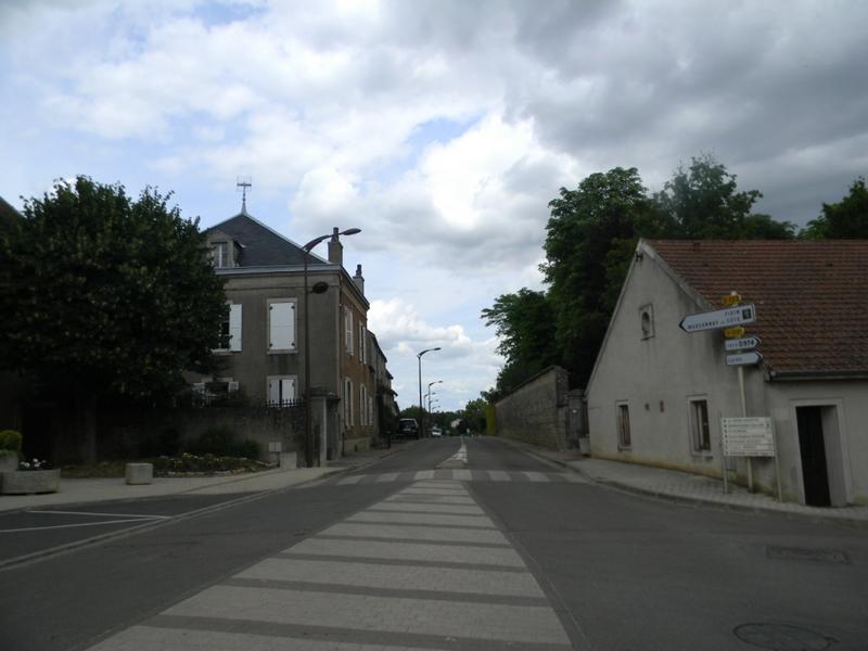 Vue vers le nord de la route des Grands Crus.