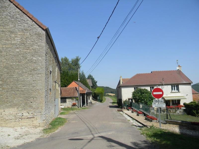Vue vers l'ouest du chemin Larier.