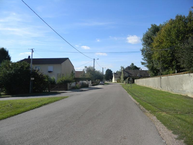 Vue vers l'ouest (rue Angèle Prudhon).