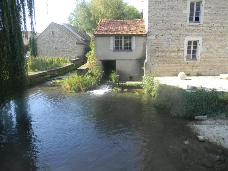 Façade est du moulin 3 rue de l'Eglise.