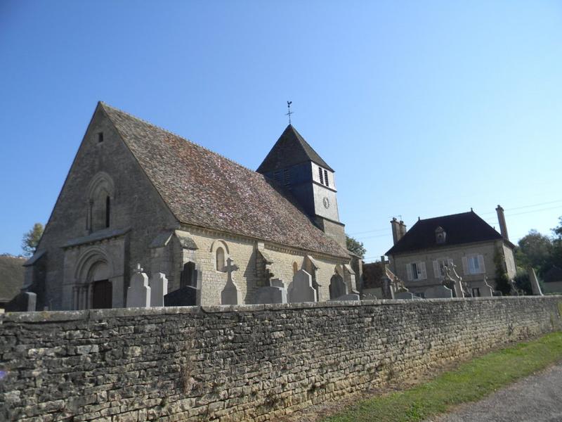 Angle sud-ouest de l'église.