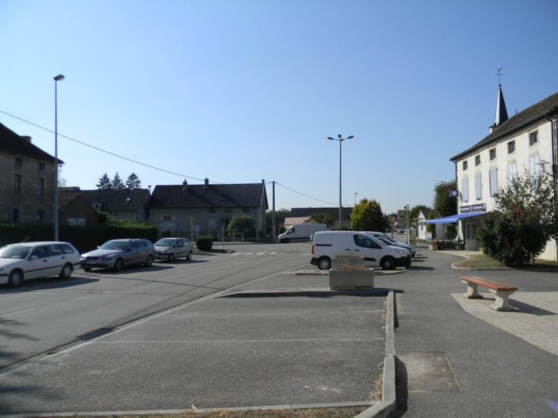 Vue vers l'ouest (route de Cîteaux).