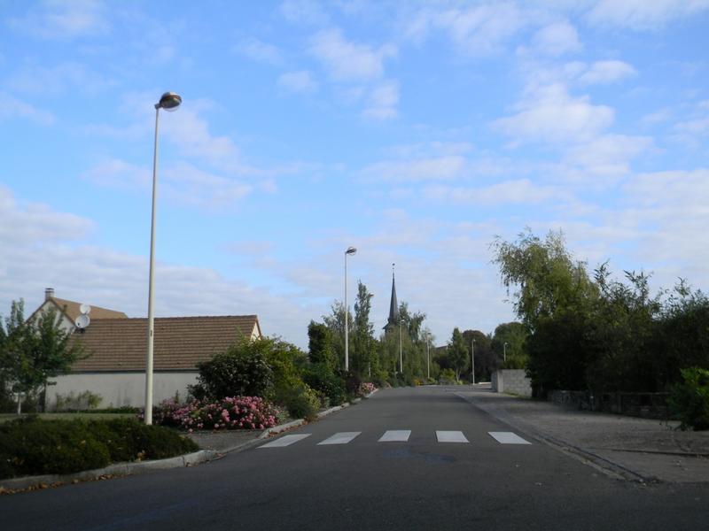 Vue vers le nord (rue du Bourg).