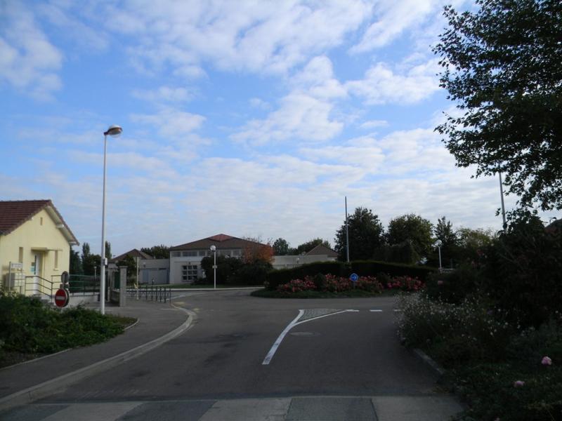 Vue vers le nord (rue du Bourg).