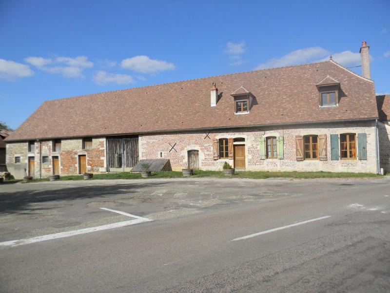 Façade sud de la maison rue Chaude, rue du Verpillet.