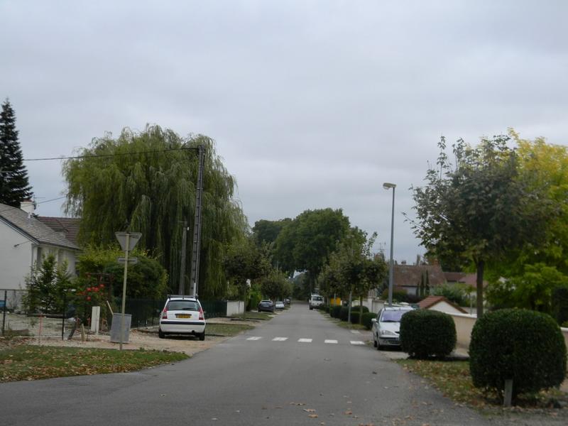 Vue vers l'est (avenue de la Gare).