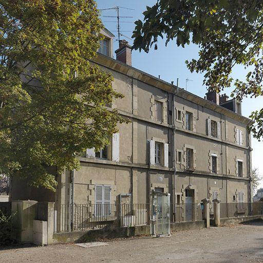 Maison de perception de Dijon ; annexe de la mairie (canal de Bourgogne)