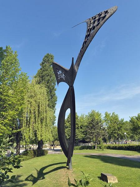 Monument vu de face.