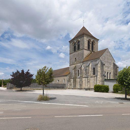 Eglise Saint-Pierre : vue d'ensemble.