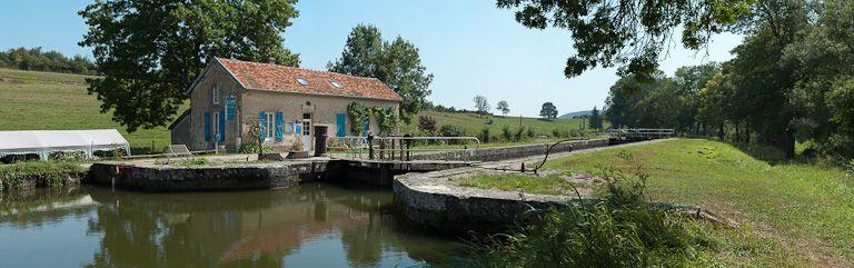 Vue du site d'écluse.