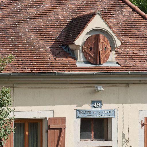 Détail de la lucarne de la maison éclusière.