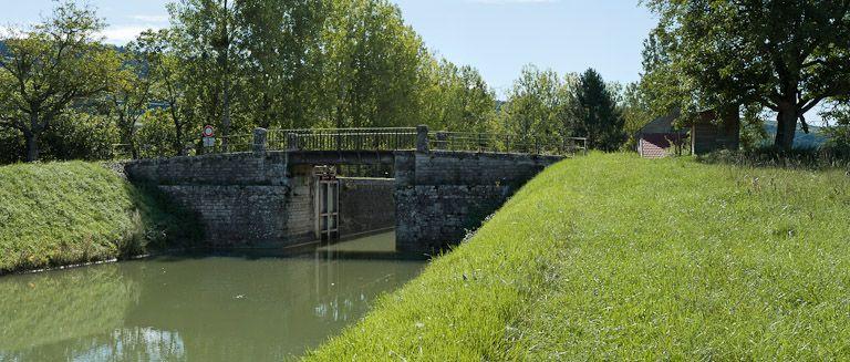 Vue du pont depuis l'aval.