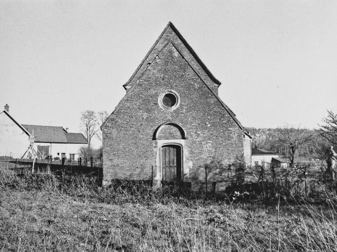 Façade de la chapelle.