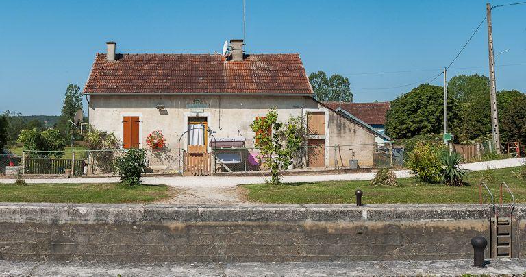 Site de l'écluse 73 du versant Yonne, dite de Cry (canal de Bourgogne)