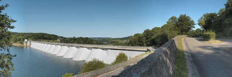 Vue générale du barrage.