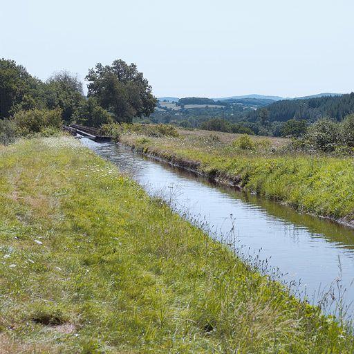 Rigole d'alimentation ; rigole d'Yonne (canal du Nivernais)