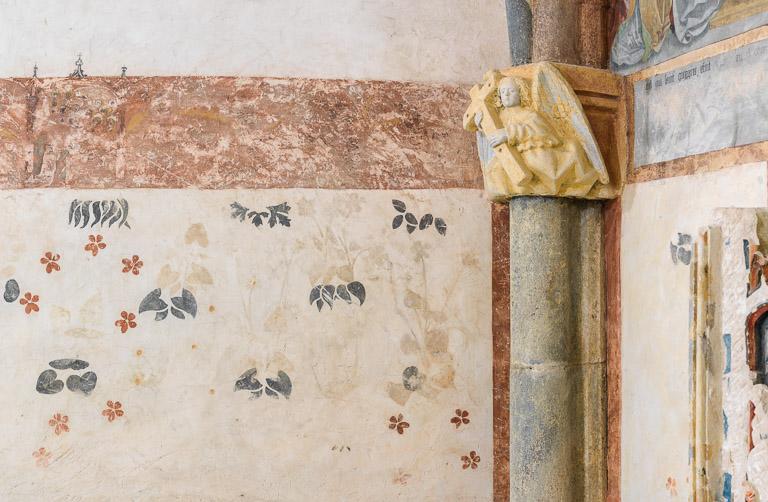 Peintures murales du mur de gauche.