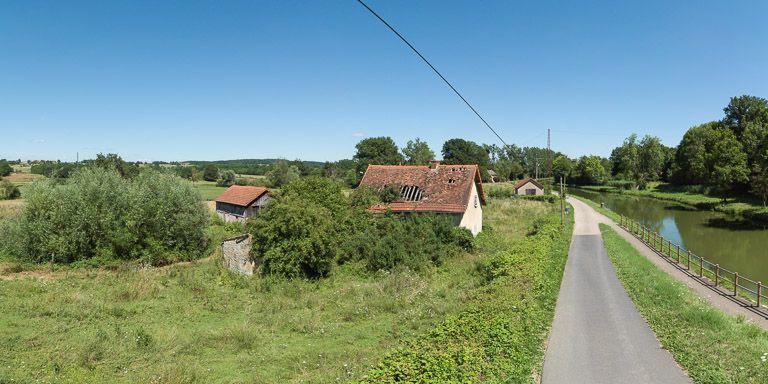 Le site vu d'aval.