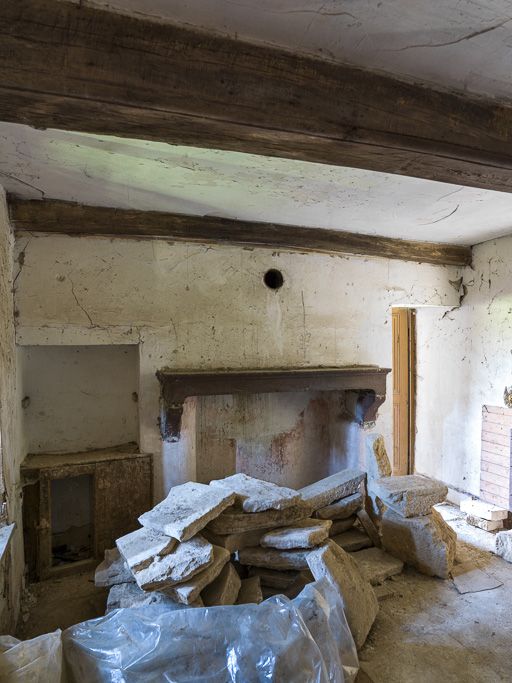 Vue d'un ancien logement (rez-de-chaussée).