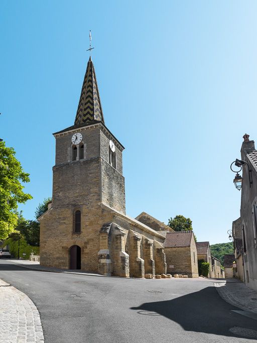 Vue d'ensemble, façade et élévation sud-ouest.