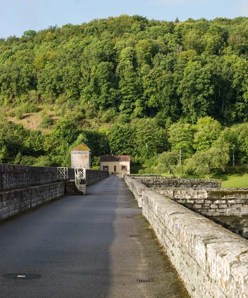 Maison de garde du réservoir de Grosbois (canal de Bourgogne)